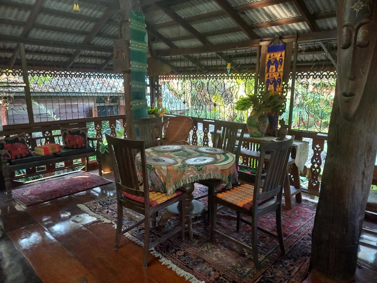 Hotel Teak House Chiang Mai Exterior foto